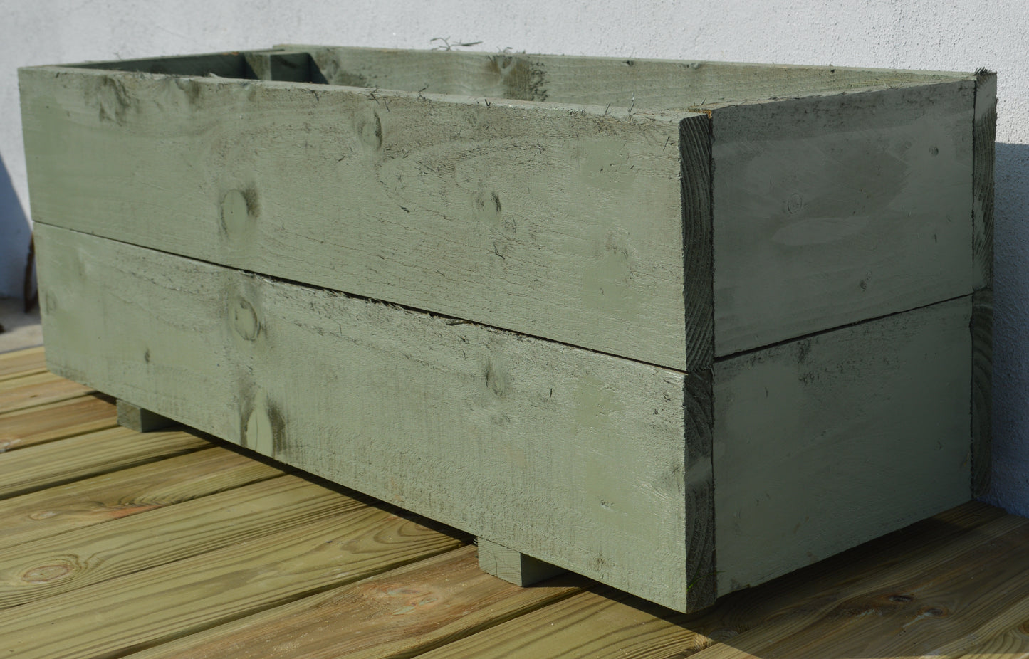 Willow Green Gravel Board Planter